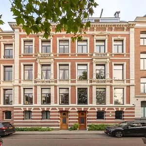 https://park-mansion-centre.amsterdamhotelsnl.com